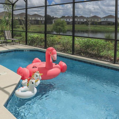 Waterfront Brand New Modern Luxury 8 Bedroom Pool House! Sleeps 16 คิสซิมมี ภายนอก รูปภาพ