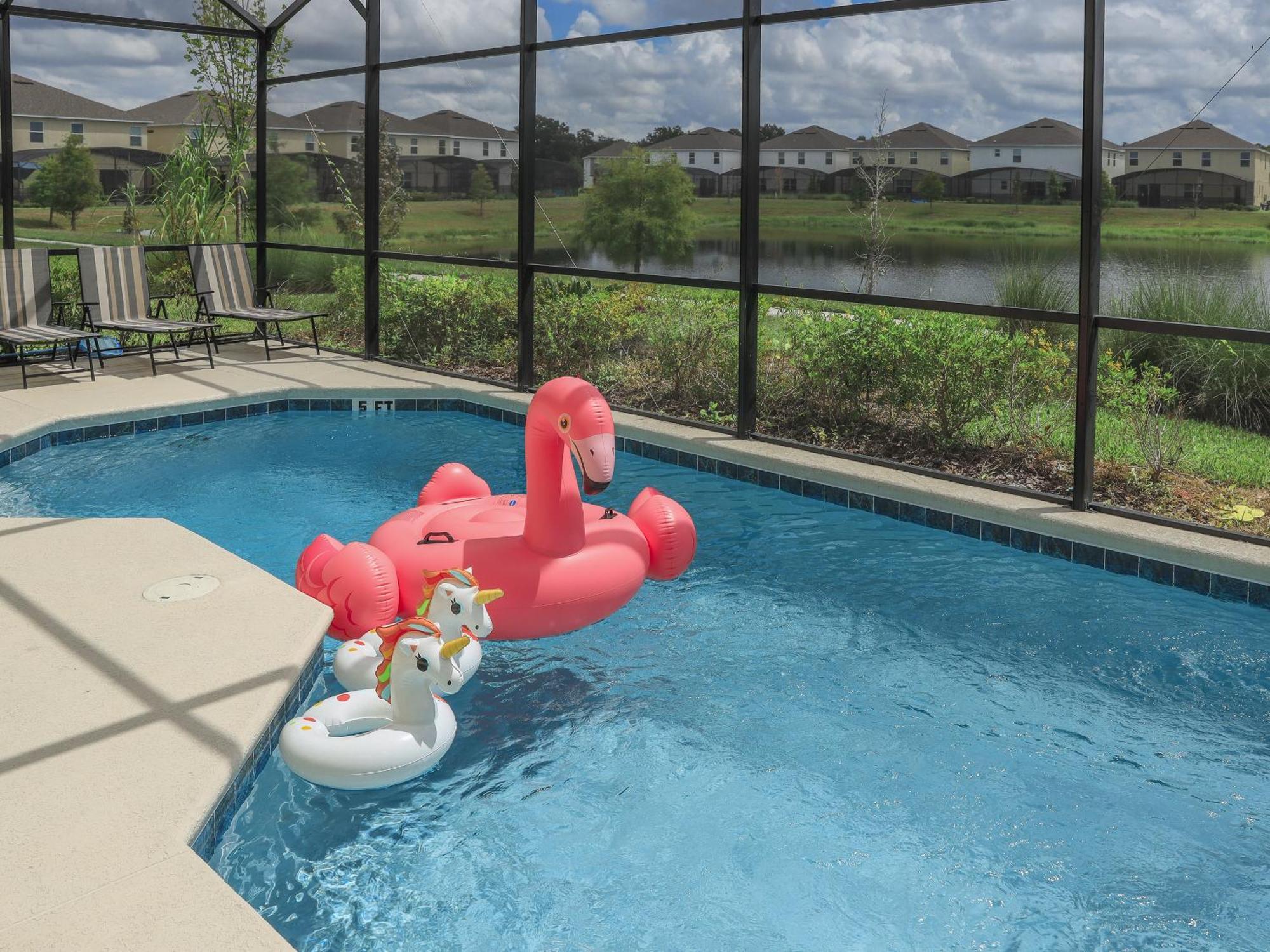 Waterfront Brand New Modern Luxury 8 Bedroom Pool House! Sleeps 16 คิสซิมมี ภายนอก รูปภาพ