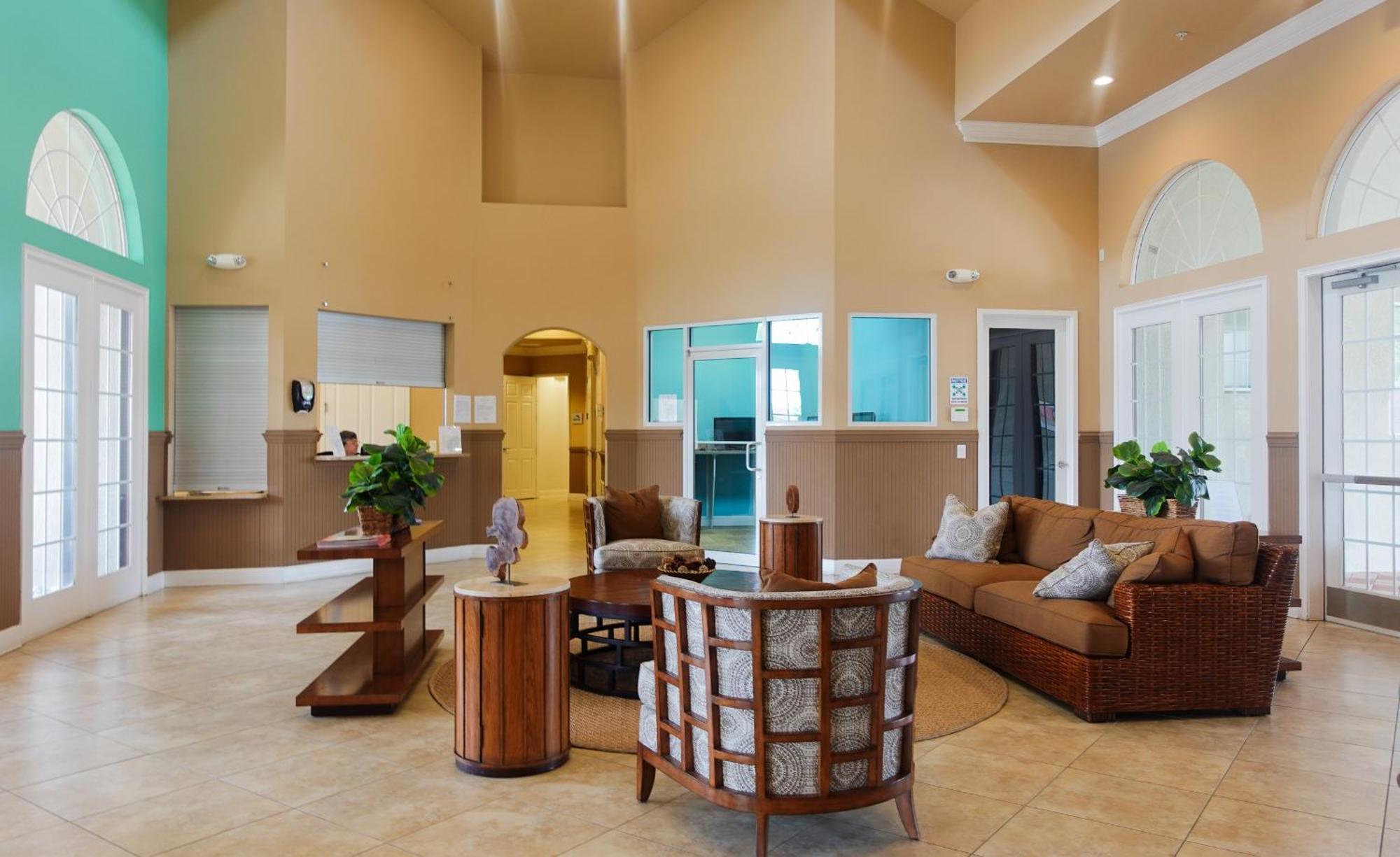Waterfront Brand New Modern Luxury 8 Bedroom Pool House! Sleeps 16 คิสซิมมี ภายนอก รูปภาพ